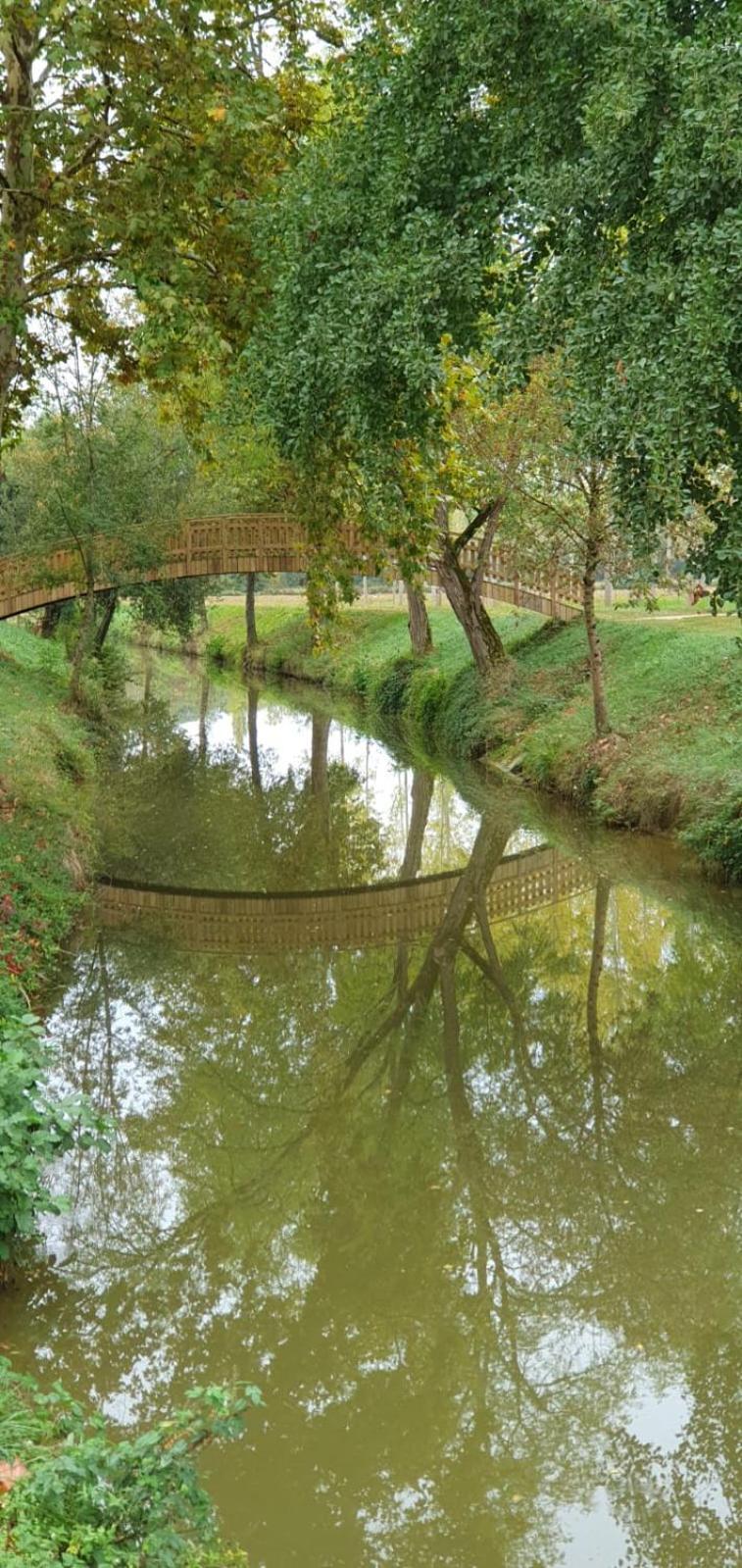 La Maison Des Cornieres Fourcès Exteriér fotografie
